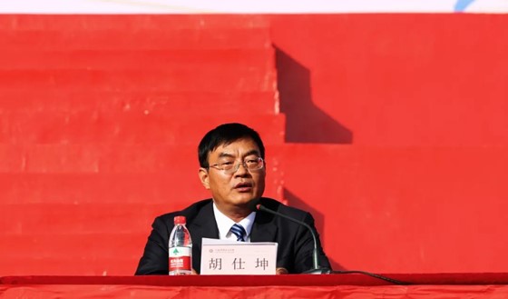 https://www.hnnvc.edu.cn/__local/2/4C/39/81CA5C2273F69FE1E7AEEBE8031_3FB90D8C_674C.jpg