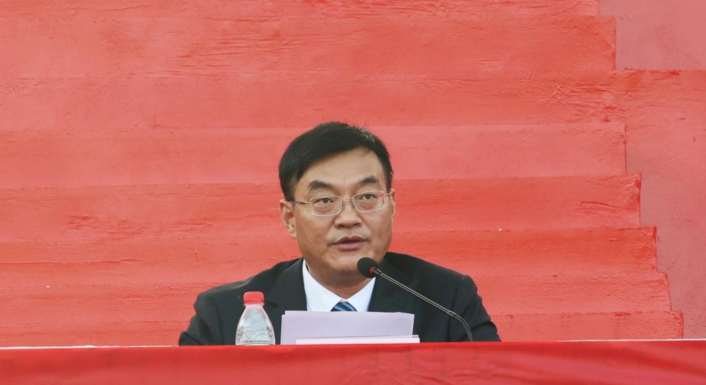 https://www.hnnvc.edu.cn/__local/7/52/03/E0377DDABA781EB3E4963AA590E_51640BAF_C88B.jpg
