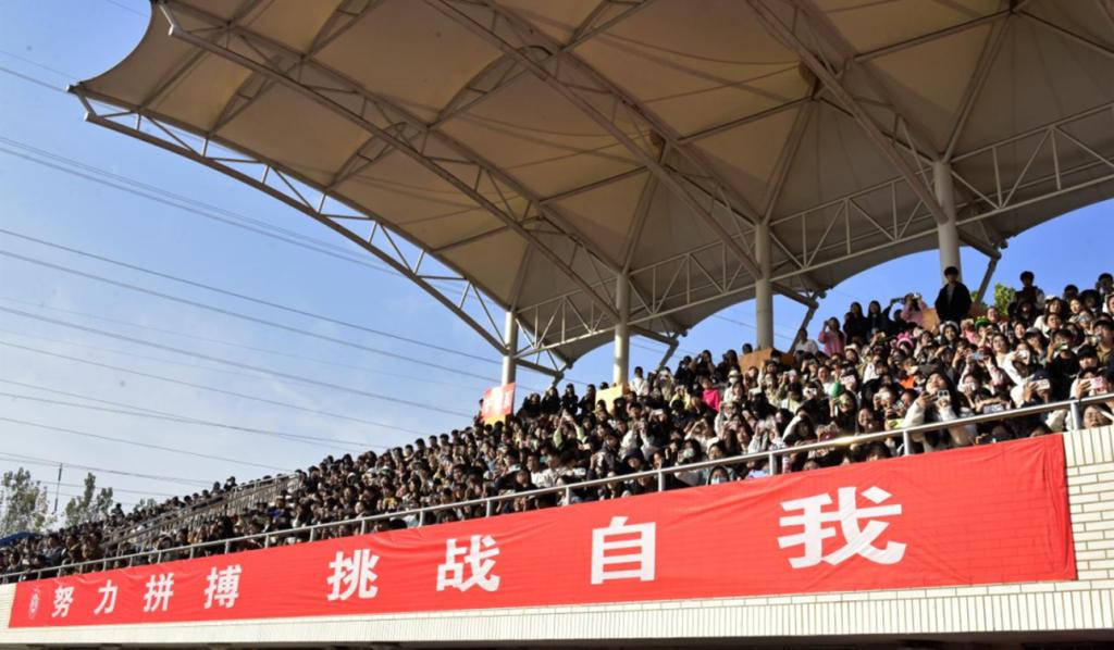 https://www.hnnvc.edu.cn/__local/F/9D/87/774366D6F88F5B349BF76AFBE93_14C1CBC1_16DFD.png